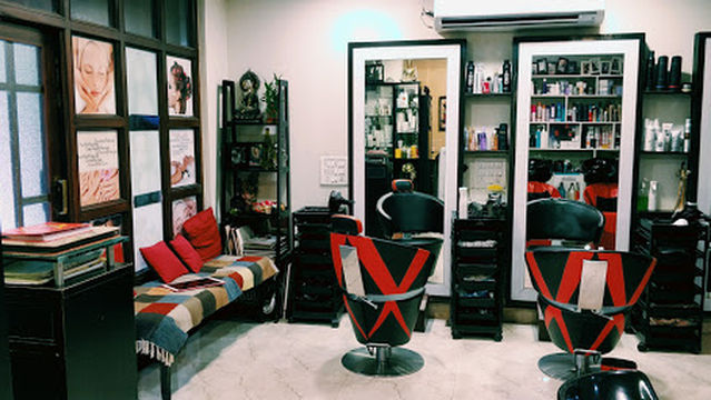 Kallidora The Makeover Studio