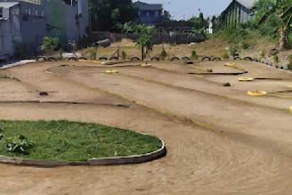 JMP CIRCUIT & CAFE