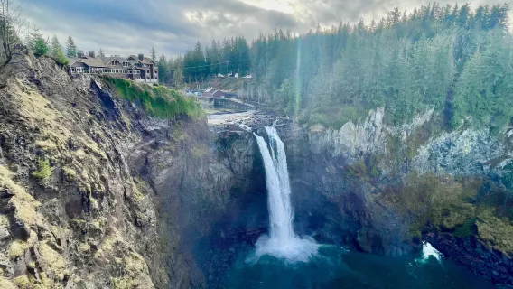 Tour di mezza giornata alle cascate di Snoqualmie da Seattle [Tour in inglese/Piccolo gruppo di 14 persone o meno]