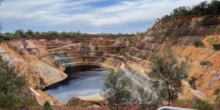 Peak Hill Open Cut Experience