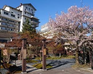 香港-新發田市 機票酒店 自由行