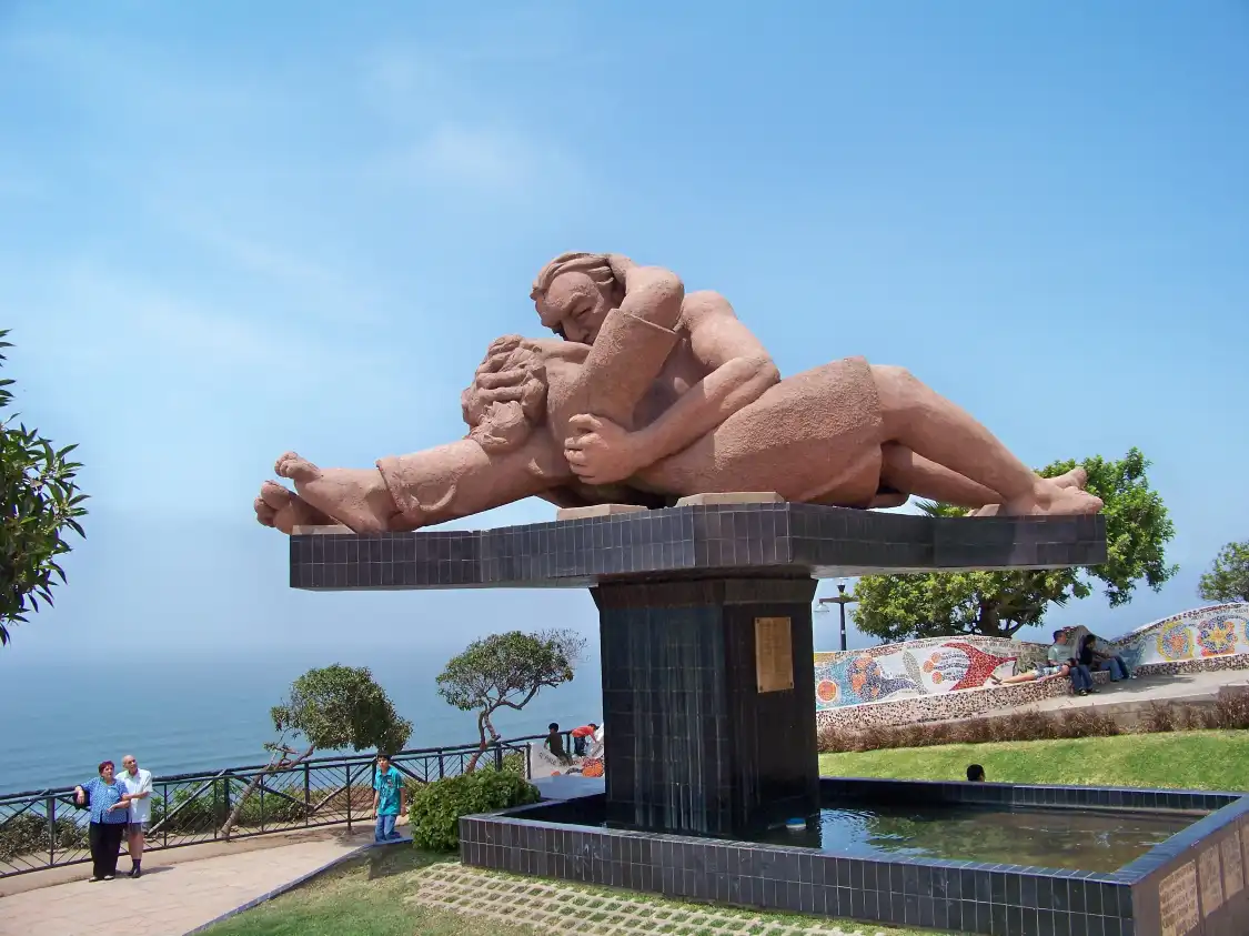 Hotels near Costa Verde