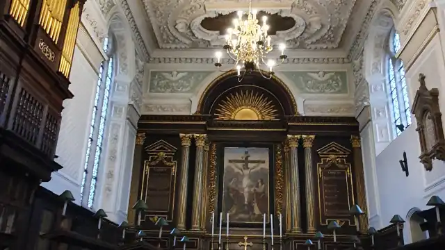 Hotels near All Saints Church, Northampton