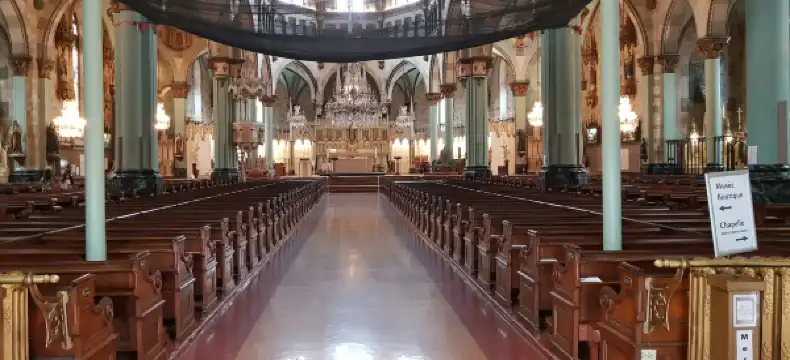 Hotéis em Longueuil