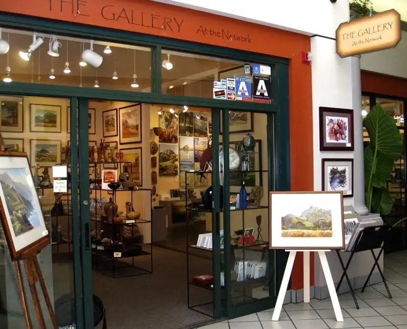 Hotels near Gallery At the Network