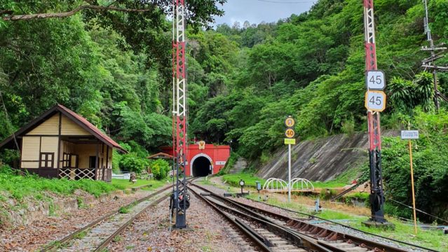 Khun Tan Train Tunnel