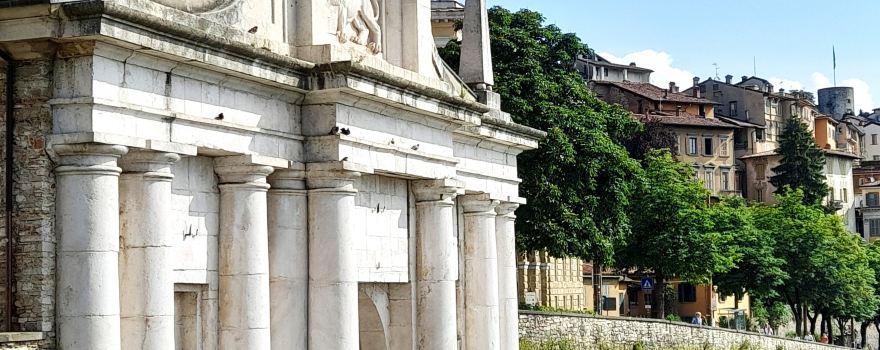 Porta San Giacomo