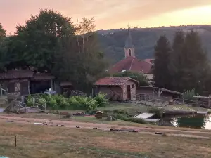 Hier un Village