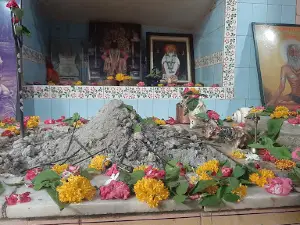 Achal Bet Temple, Karali Pati