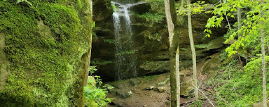 Hemlock Cliffs