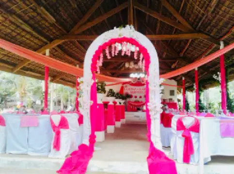 Jordan's Place Resort (formerly El Paraiso)