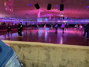 Aggie's Skate Connection