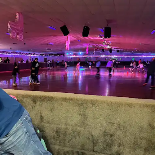 Aggie's Skate Connection
