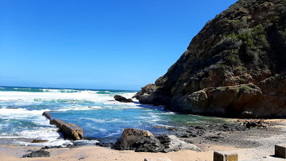 Herolds Bay Beach
