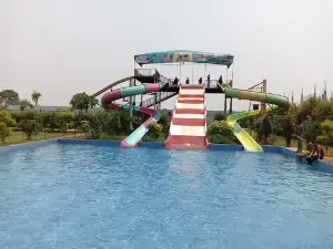 Aqua Park& Restaurant