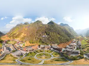 Làng H'Mông Pả Vi