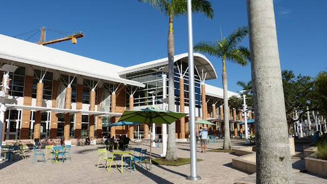 Fort Myers Regional Library