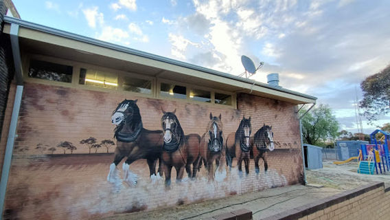 Karlgarin Country Club