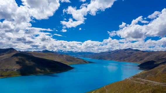 Yamdrok Lake Scenic Area - No. 1 Viewing Platform