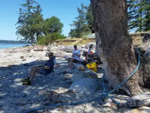Smelt Bay Provincial Park