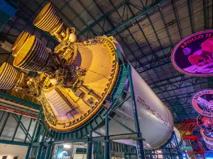 Apollo/Saturn V Center