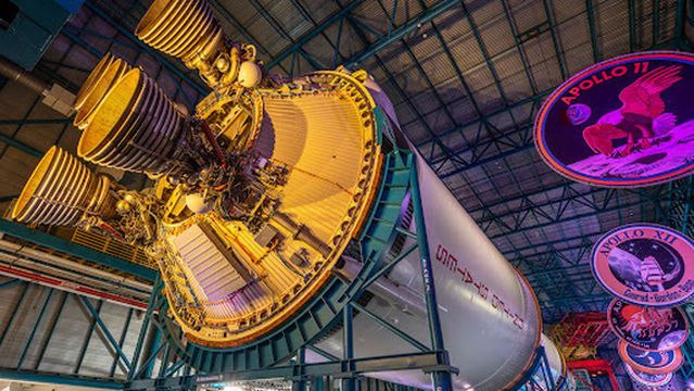 Apollo/Saturn V Center