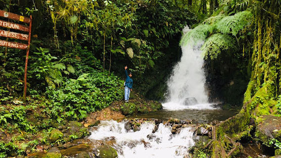 Danau Ranamese (Ranamese Lake)