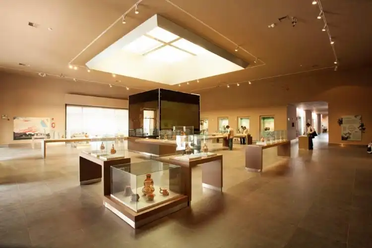 Hotels near Museo Huacas de Moche