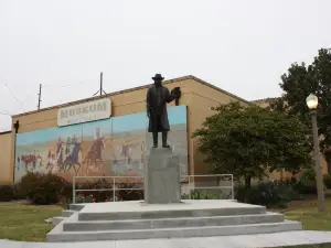 Plains Indians & Pioneers Museum