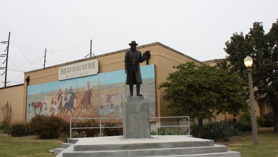 Plains Indians & Pioneers Museum