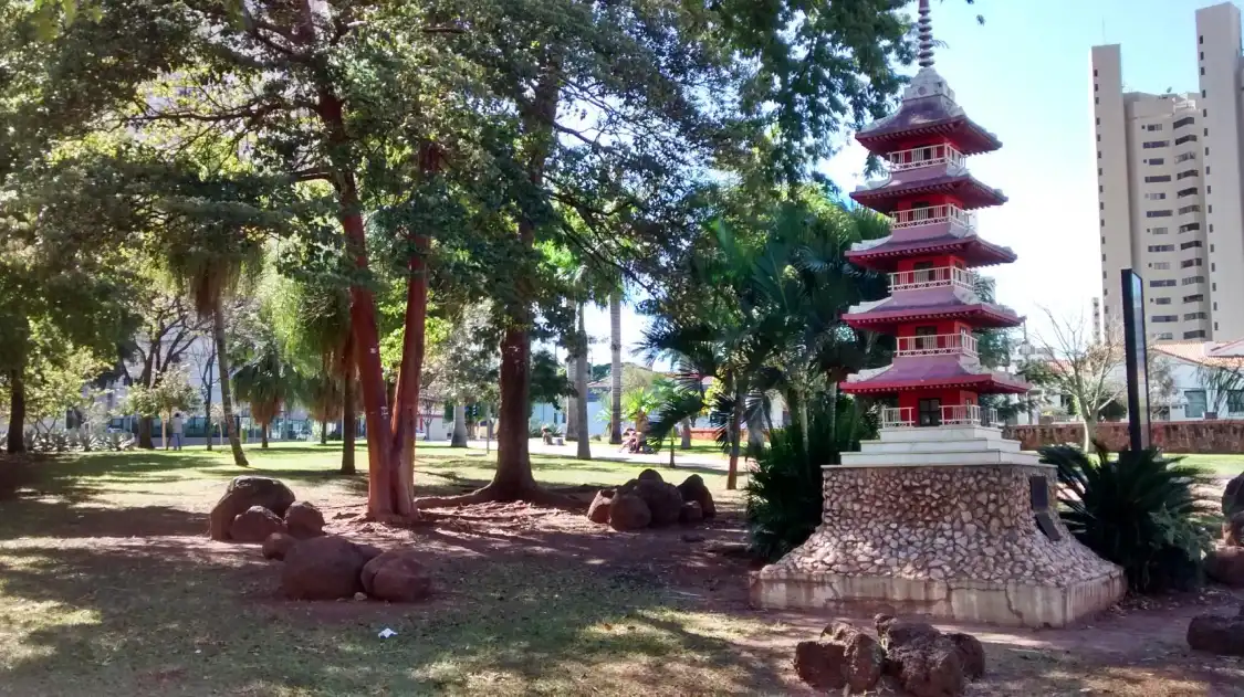 Hotels near Monumento Imigracao Japonesa