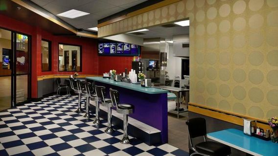 Carson Lanes Family Fun Center