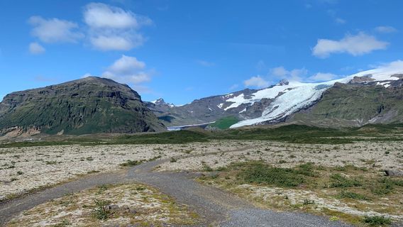 Skeiðara Bridge Monument