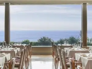 Le Trianon Restaurant
