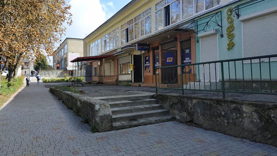 Новороздільська бібліотека