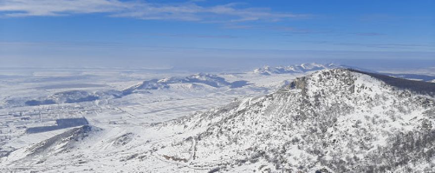 Țuțuiatu Peak