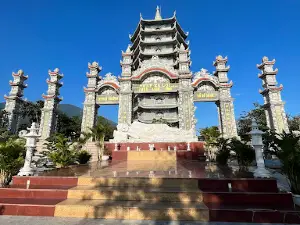 Buddha Statue of Tay Bo Da Son