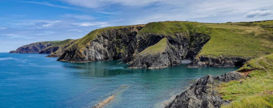 Ceibwr Bay