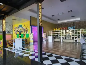 LTD9 CINEMA (LTD IX Cinema)