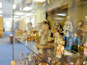 Cushing Public Library