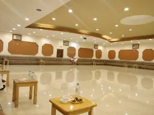 Sweeter nights hall
