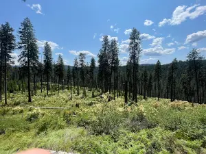 Indian Cliffs Hiking Trail Parking Area