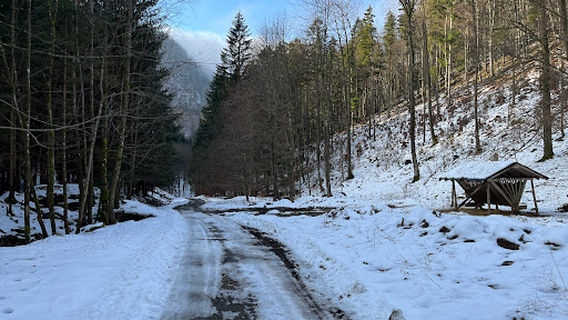 Turanská dolina, vstup