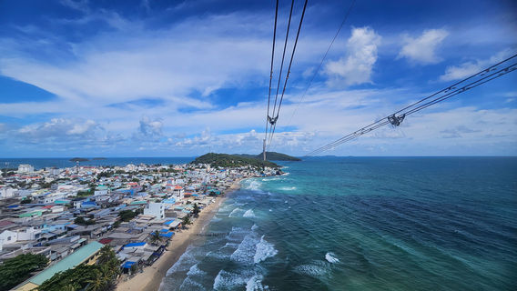 Hon Thom Cable Car - Sun World Hon Thom