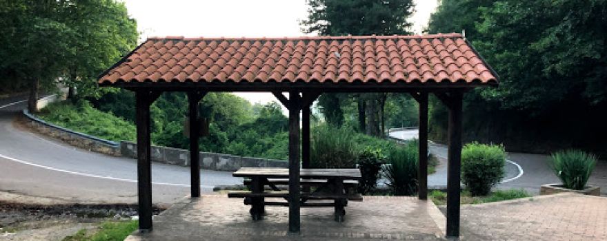 Area sosta e fontanello “a gorgia”