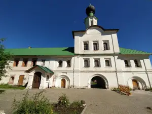 Церковь Трех Святителей Московских в Антониевом Сийском Монастыре