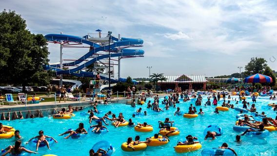 Fun-Plex Waterpark & Rides