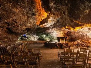 Cueva de los Verdes | CACT