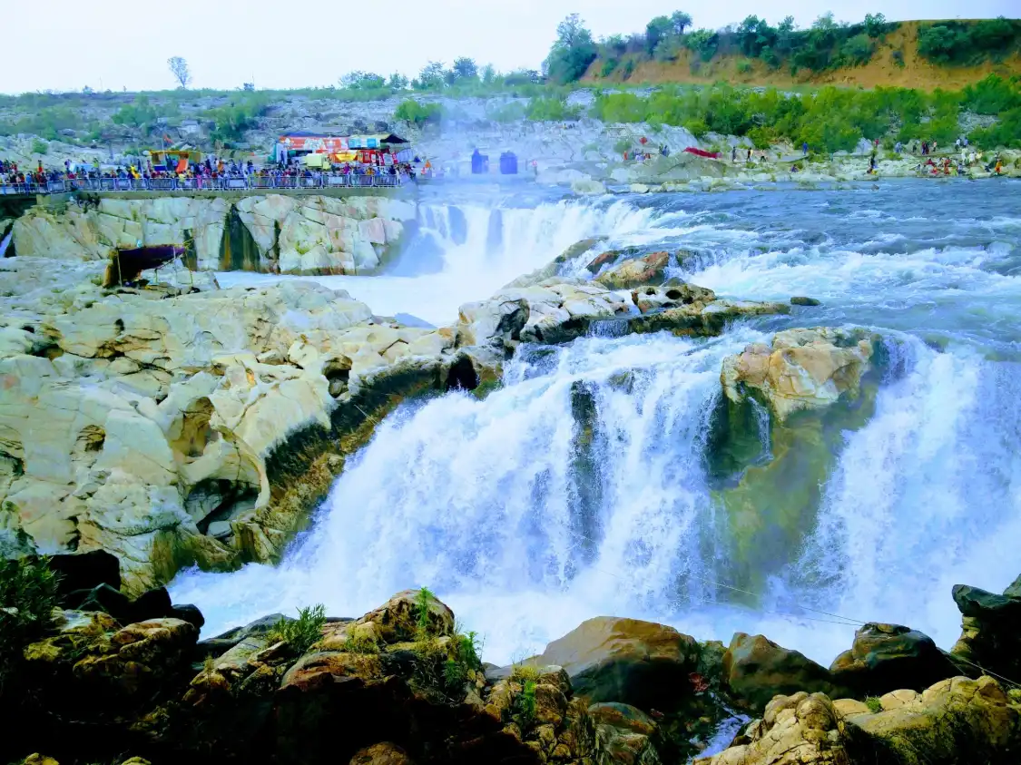 Hotels near Dhuandhar Waterfall