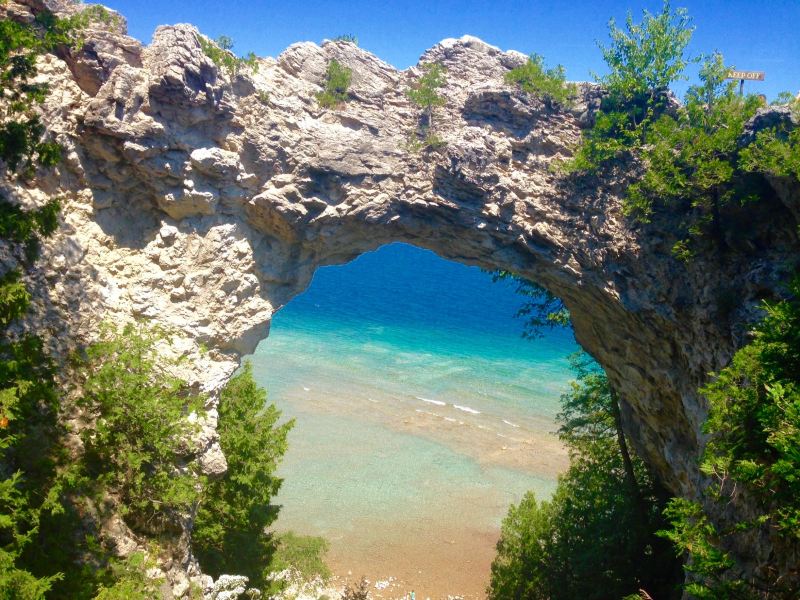 Vol Los Angeles Mackinac Island